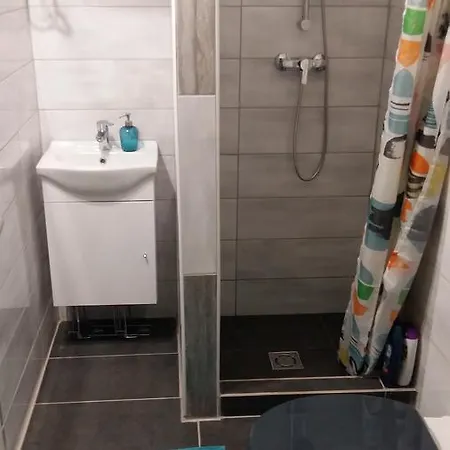 Rona Apartman Daire *
